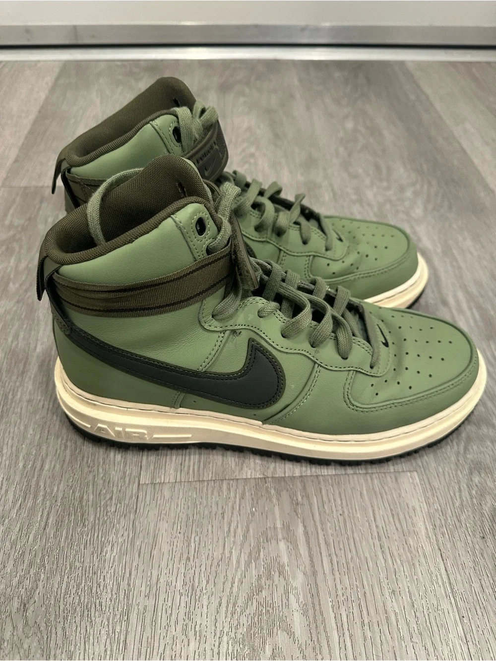 Nike Men’s Olive Green High-Top Sneakers
